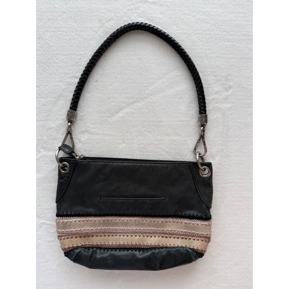 The SAK LEATHER Shoulder PURSE, BLACK, BEIGE CROCHET TRIM, BRAIDED HANDLE Y2K